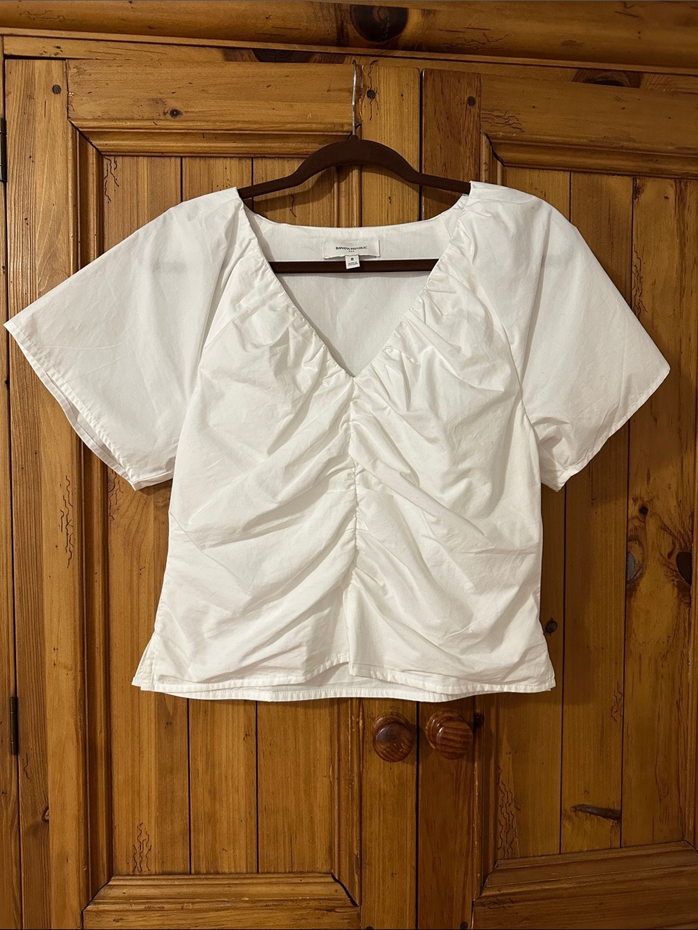 Banana Republic White Ruched V-Neck Short Sleeve Top size 8